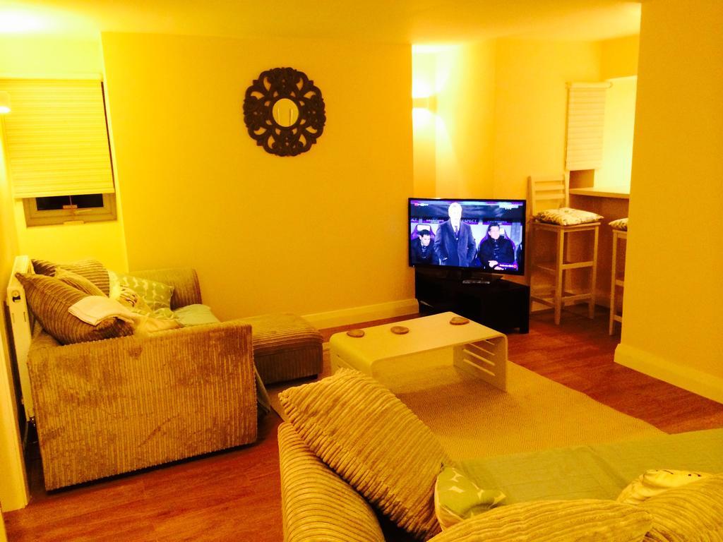 Superb Cintra Beachside Apartments Llandudno Phòng bức ảnh